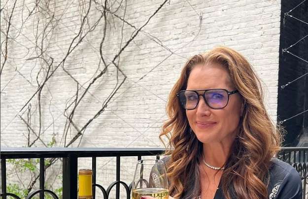 Brooke Shields jyrähti ikäsyrjinnästä: mukana paljonpuhuvassa kampanjassa