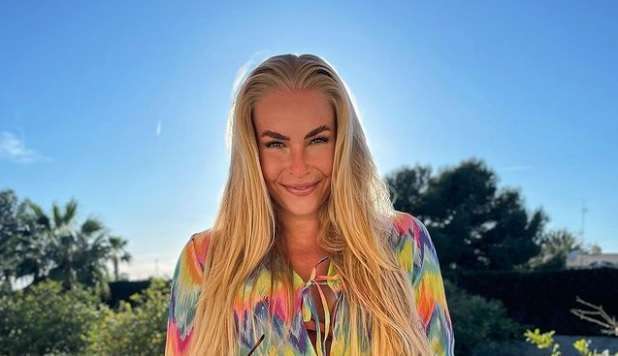 Alina Voronkova ennakoivan tekstinsyötön uhrina: nolo kommentti somessa!