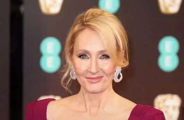 J.K. Rowling järkytti jälleen fanit: Twitter-julkaisu sai veren kiehumaan