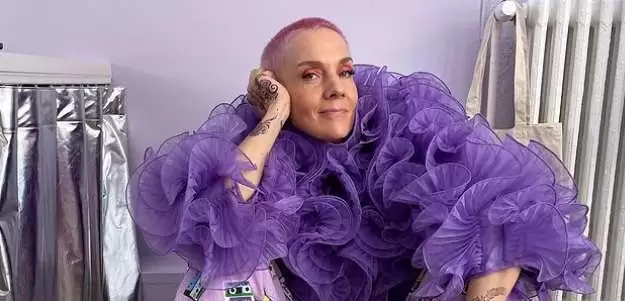 Maria Veitolan naseva kommentti hapannaamaisen helsinkiläisen viestiin: mitään ei jäänyt epäselväksi