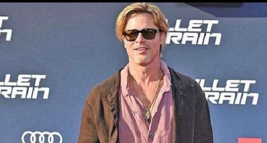 Brad Pitt erikoisessa asussa punaisella matolla: fanit innoissaan
