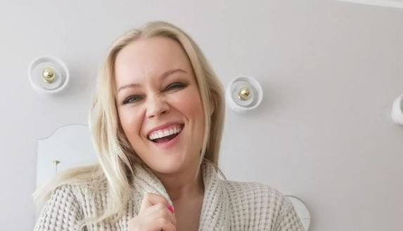 Toimittajan kommentti sai Anna Puun närkästymään: "Mulla on nyt sitten varmaan huono itsetunto"
