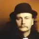 Kristian Heiskari "tuli kaapista" ja poistui Suomesta: suunnitelmat julki