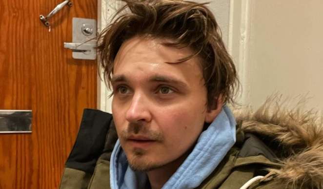 Roope Salmisen julkaisema viestiketju hämmentää - mistä tässä on kyse?