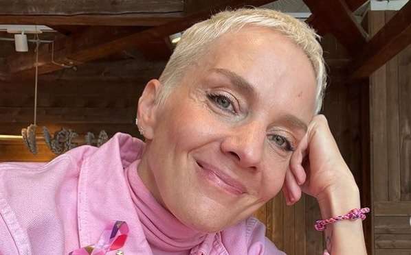 Maria Veitola sai osakseen rankkaa kritiikkiä: "Veitola on virkamafian maksettu rahah**ra"