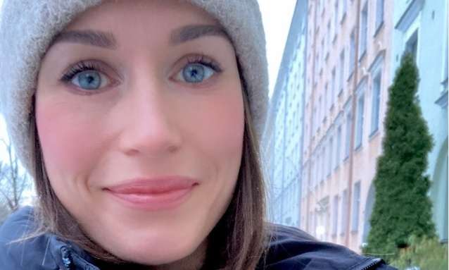 Sanna Marin harvinaisessa selfiessä Ukrainan presidentin kanssa: some taas raivoissaan