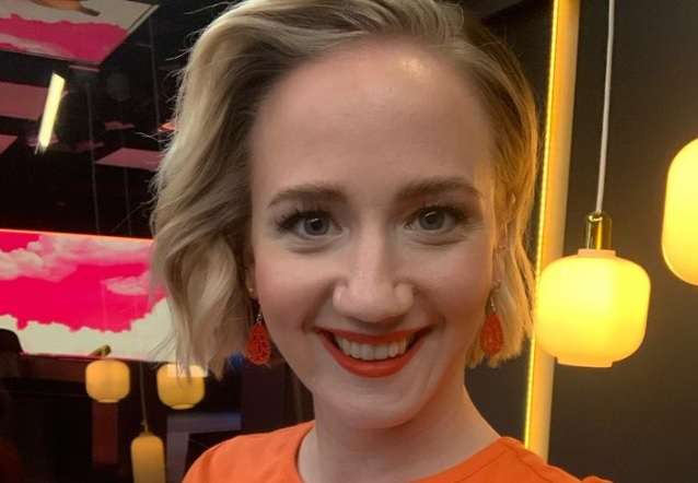 Näin negatiivisia kommentteja Anniina Valtonen saa: "Rasittava virnistelijä"