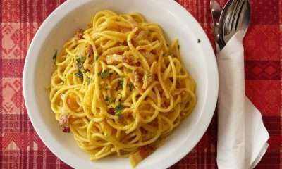 Nopea kinkku carbonara: tässä on helppo arkiruoka!