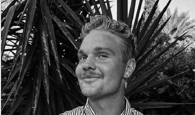 Benjamin Peltonen sörkkii Instagramin rajoja: katso kuva!