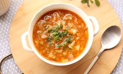 Klassinen minestrone-keitto helpolla ohjeella: kokeile tätä!
