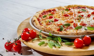 Herkullinen pizza Margherita vain 4 askeleella: kokeile!