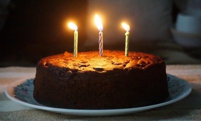 Suklaa synttärikakku onnistuu tällä ohjeella: kokeile!